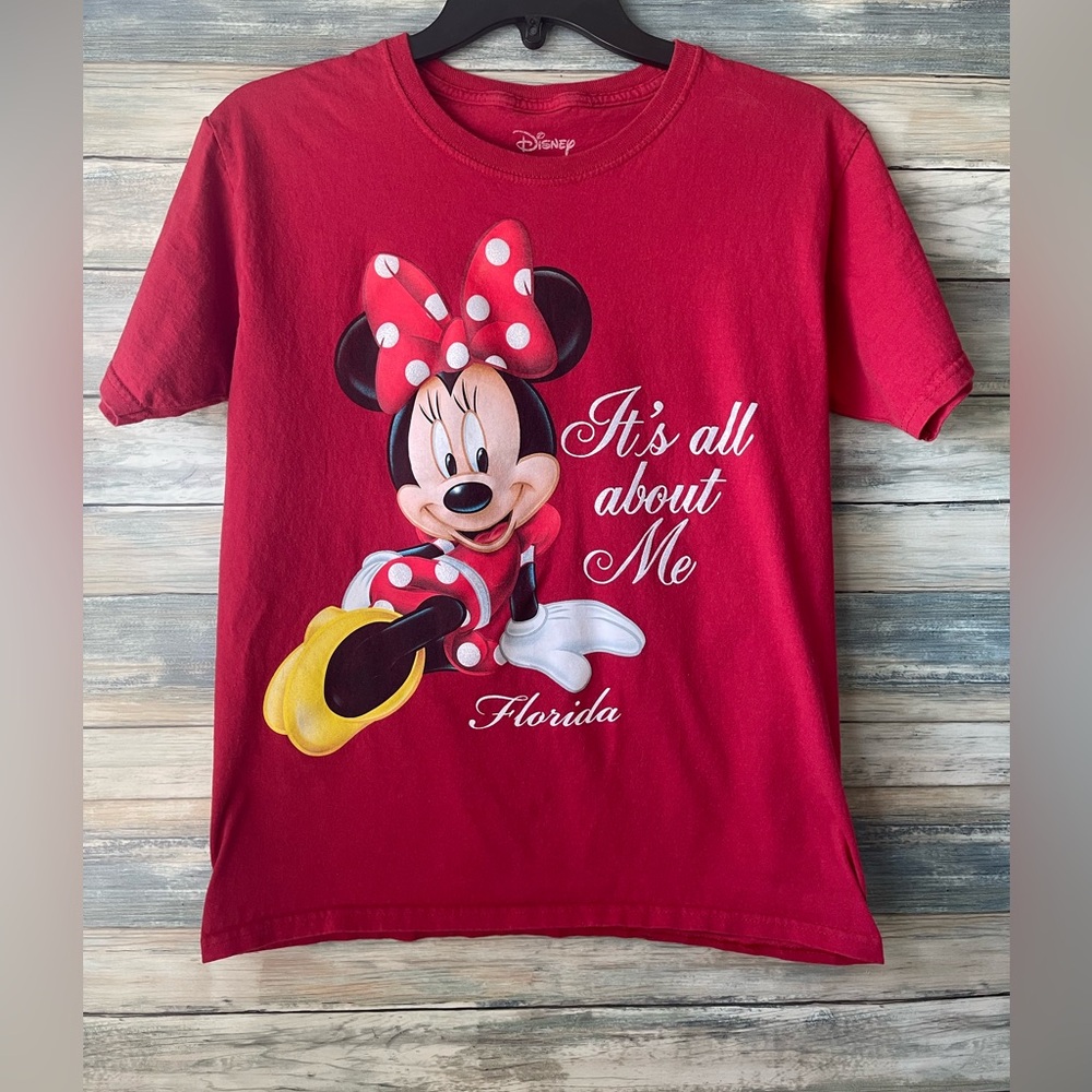 Disney - Minnie Mouse red large shirt